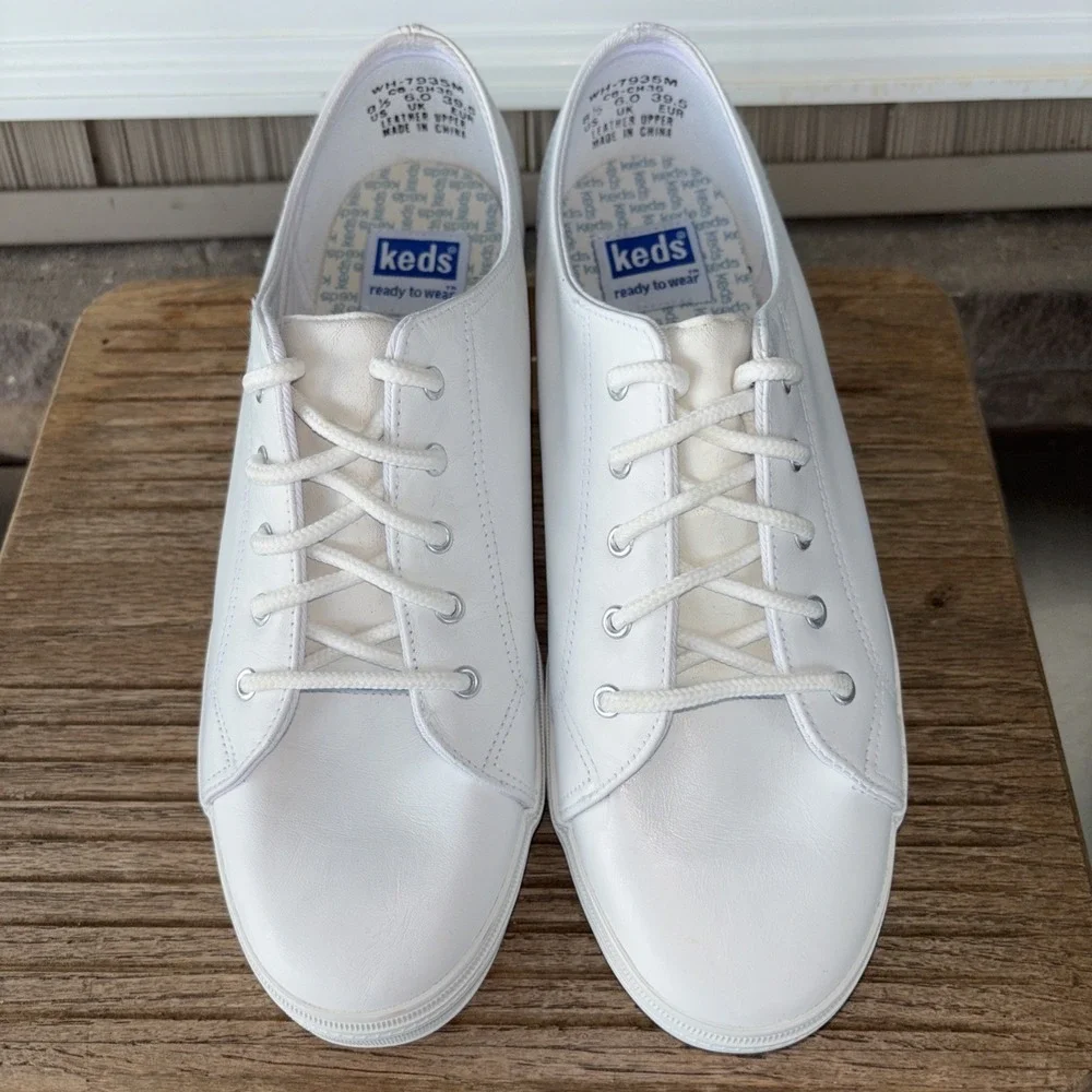 Keds Original White Lace Up Sneakers Ready to Wear  Women's Casual 8.5 Shoes EUC